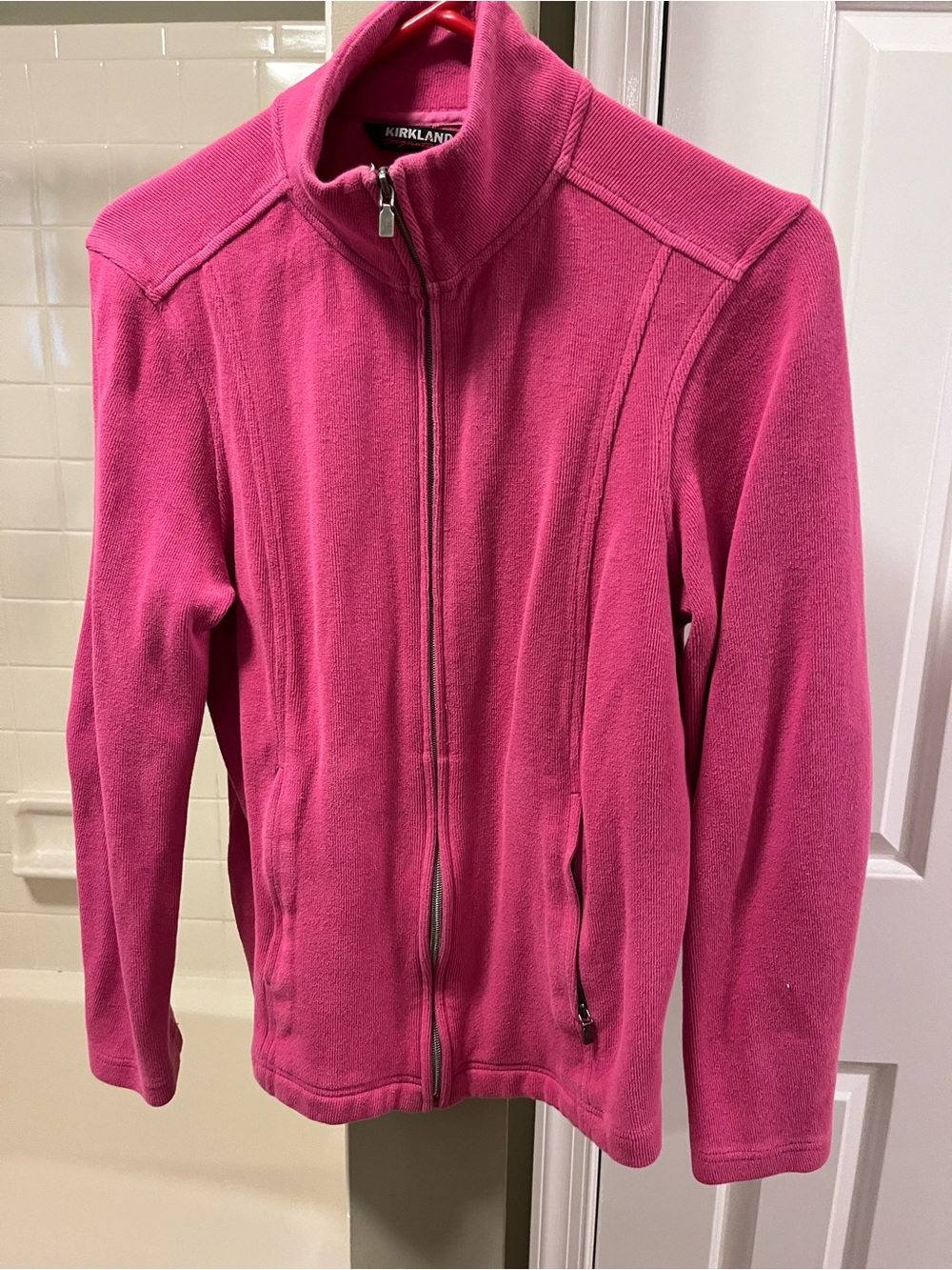 Kirkland Signature Women’s Hot Pink Full Zip Jacket. Size L.